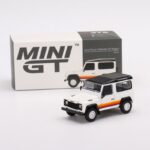 MINI GT Land Rover Defender 90 Wagon White