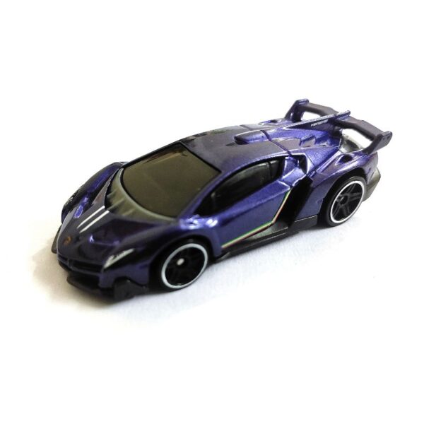 Hot Wheels Lamborghini Veneno Purple