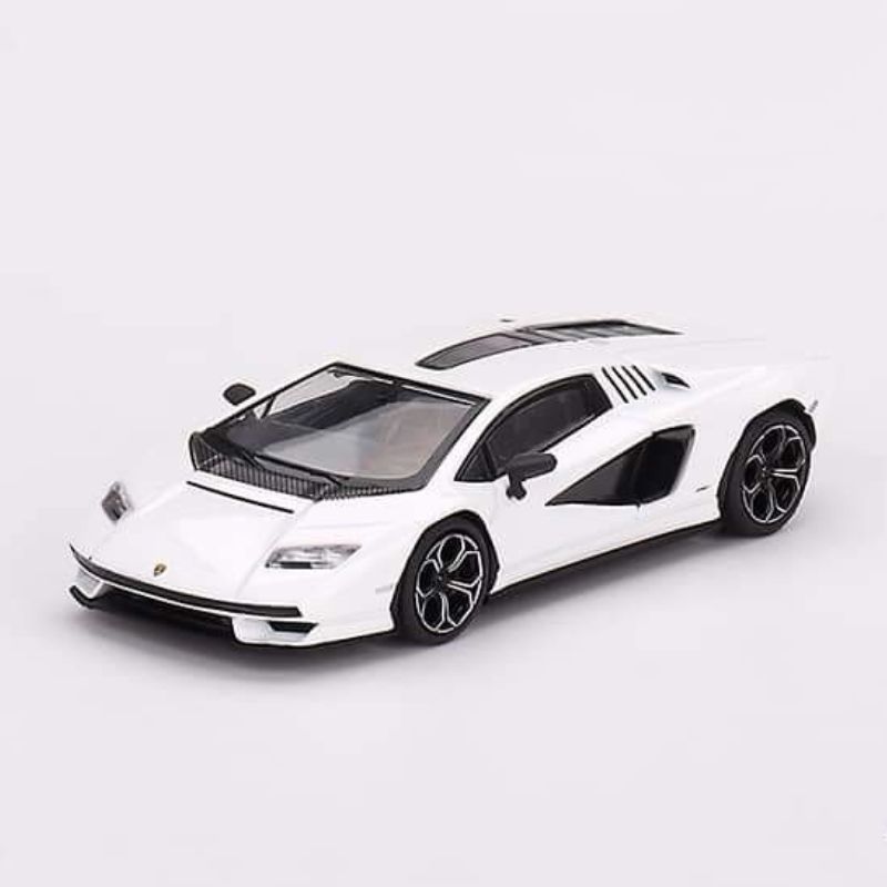 Countach LPI 8004 Bianco Siderale By MINI GT MINIATURE