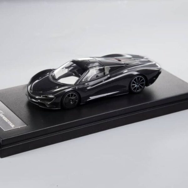 LCD McLaren Speedtail Full Carbon Black
