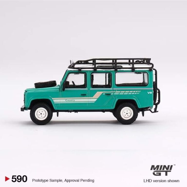 MINI GT Land Rover Defender 110 1985 County Station Wagon Trident Green ...