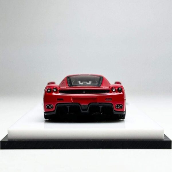 King Model Ferrari Enzo Red with Figure