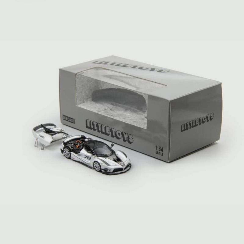 Little Toys Ferrari FXX-K Evo Pearl White - MINIATURE TOY SHOP