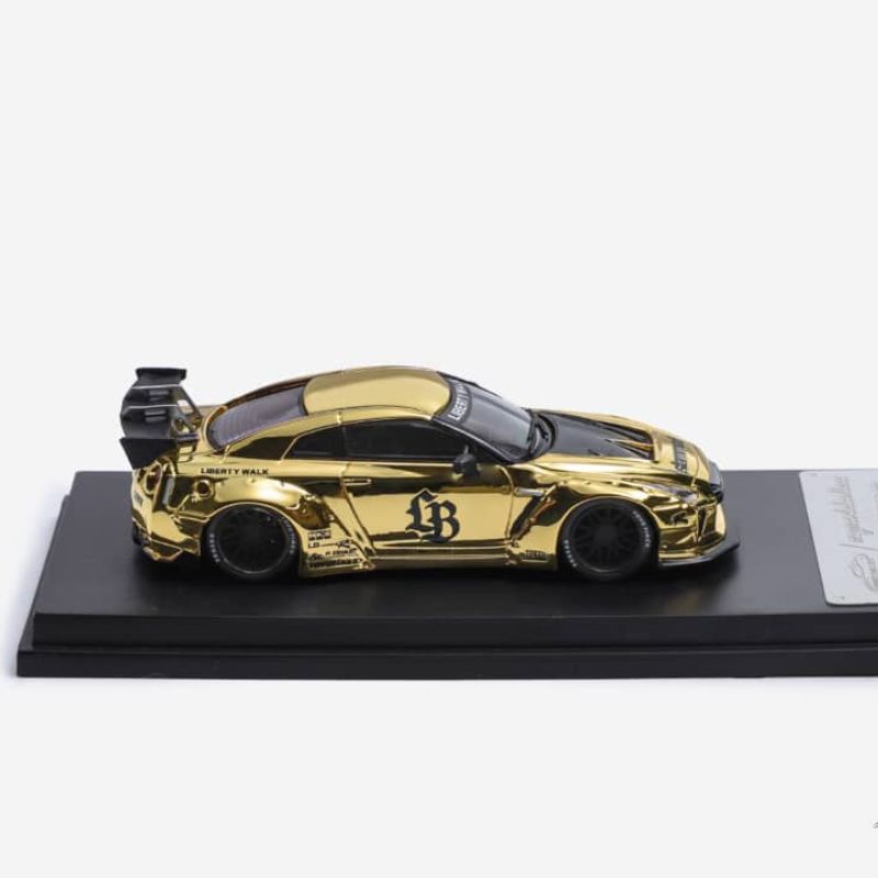 Model Collect Nissan GT-R R35 LB-Works Chrome Gold - MINIATURE TOY SHOP