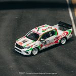 Tarmac Works Toyota Hilux White - Image 2