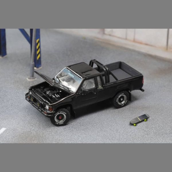 GCD Toyota 1985 Hilux (N50) SR5 Black - Image 2