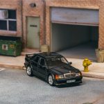 Tarmac Works Mercedes-Benz 190 E 2.5-16 EVO 1 Blue-Black metallic - Image 2