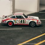 Tarmac Works Porsche 911 Carrera RSR 2.8 24h Le Mans 1973 #45 Winner - Image 3