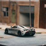 Tarmac Works Koenigsegg Regera Silver Metallic Blue Accents - Image 3