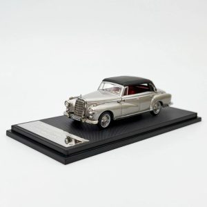 Seeker Mercedes 300D Adenauer (W189) Grey