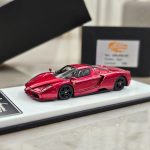 King Model Ferrari Enzo in Metallic Red - Image 2