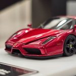 King Model Ferrari Enzo in Metallic Red - Image 4